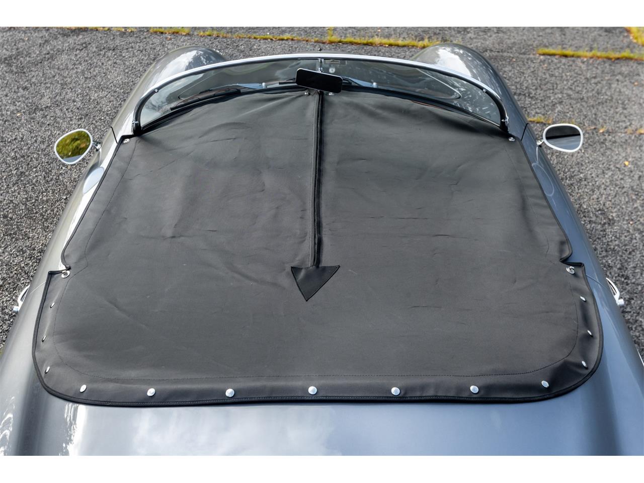 Porsche-356-replica-1957-Seal-Gray-Brown-Diamond-Stitch-24