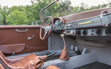 Porsche-356-replica-1957-Seal-Gray-Brown-Diamond-Stitch-31