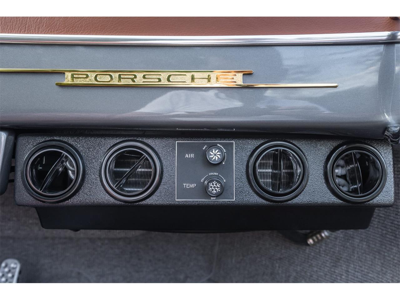 Porsche-356-replica-1957-Seal-Gray-Brown-Diamond-Stitch-36