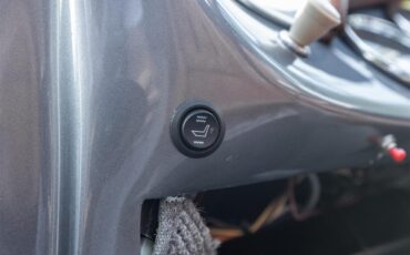 Porsche-356-replica-1957-Seal-Gray-Brown-Diamond-Stitch-37