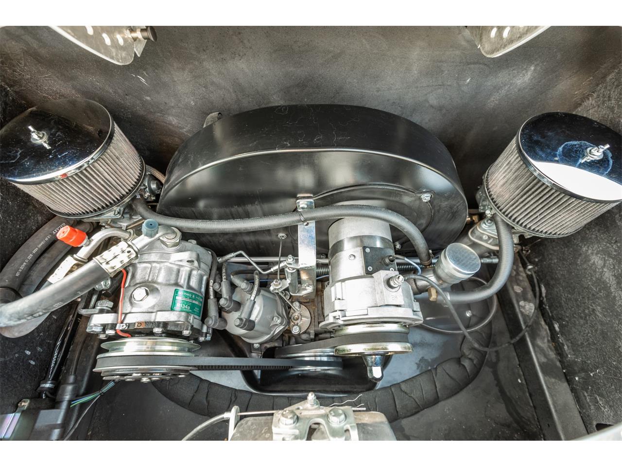 Porsche-356-replica-1957-Seal-Gray-Brown-Diamond-Stitch-47