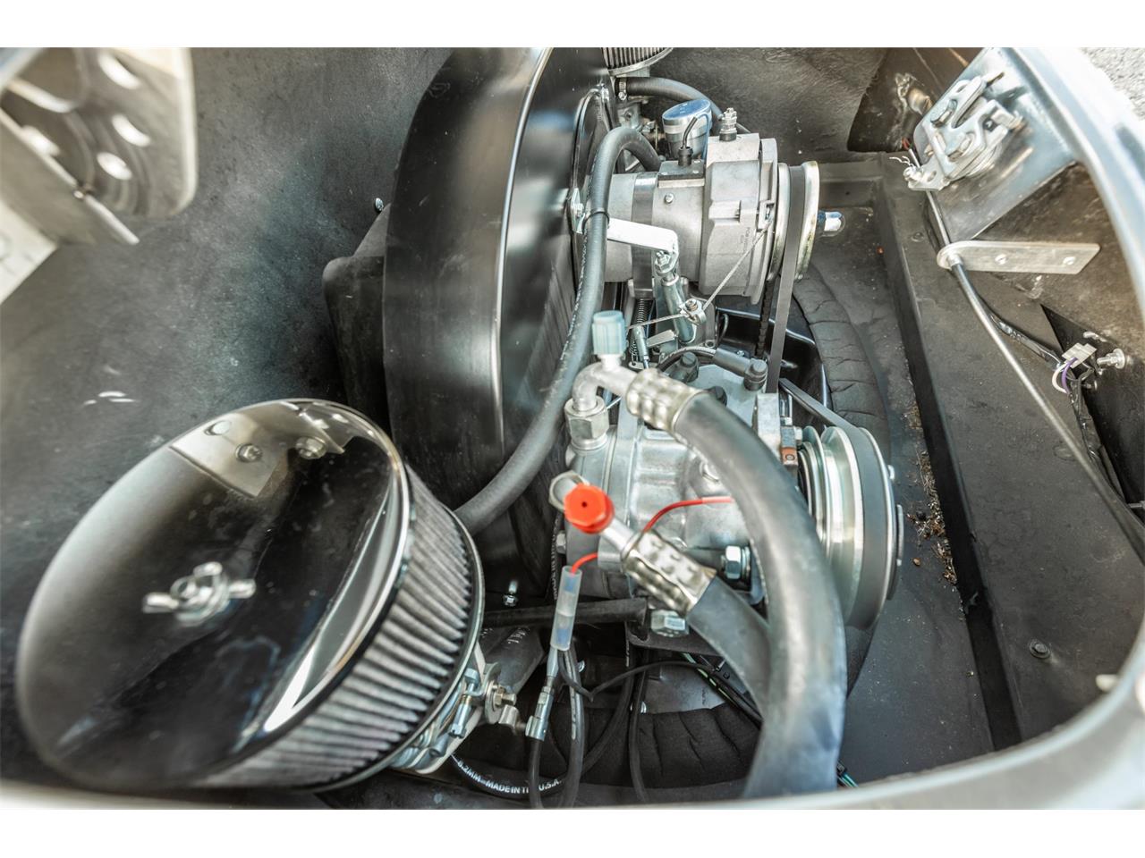 Porsche-356-replica-1957-Seal-Gray-Brown-Diamond-Stitch-49