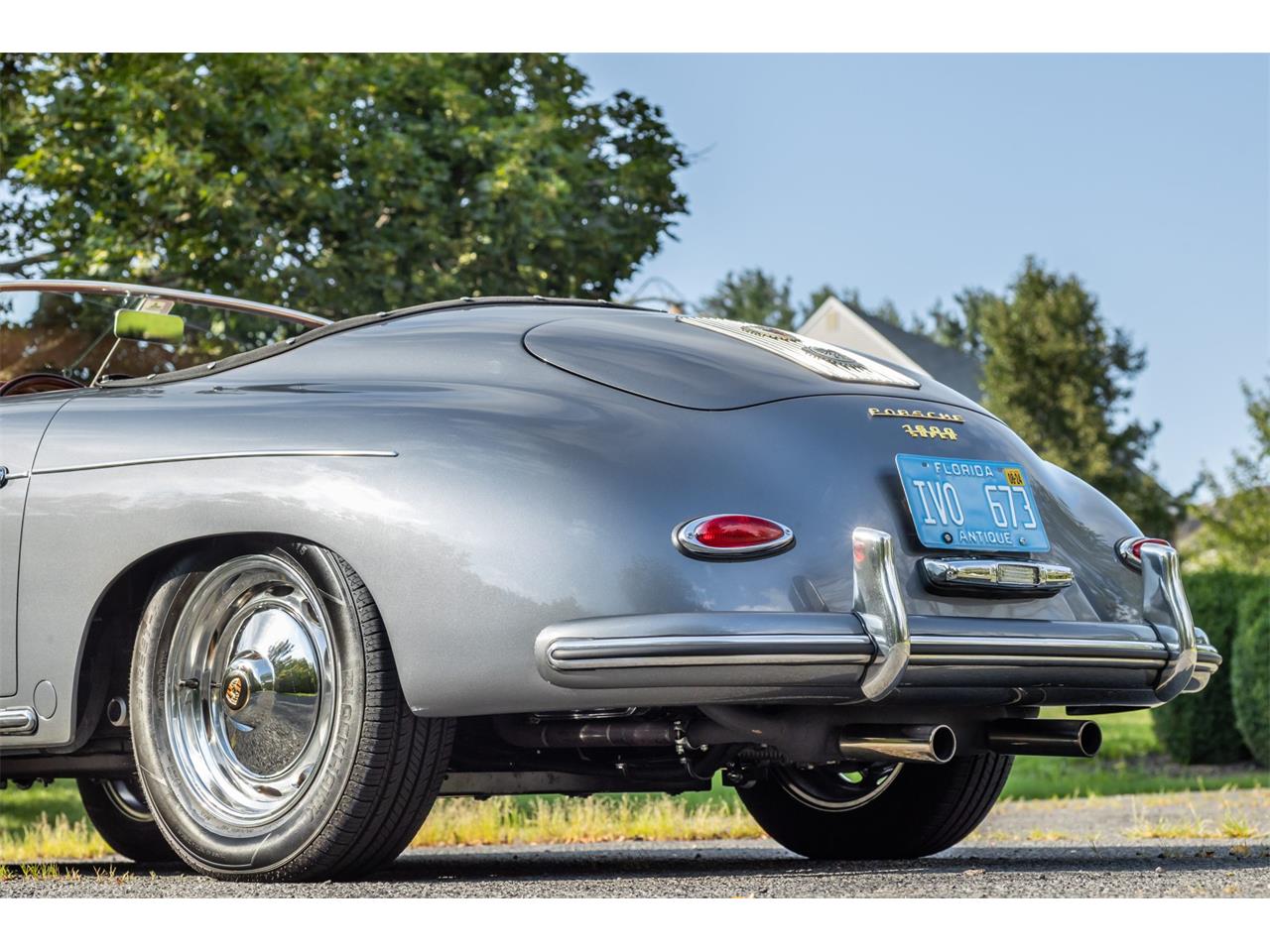 Porsche-356-replica-1957-Seal-Gray-Brown-Diamond-Stitch-53