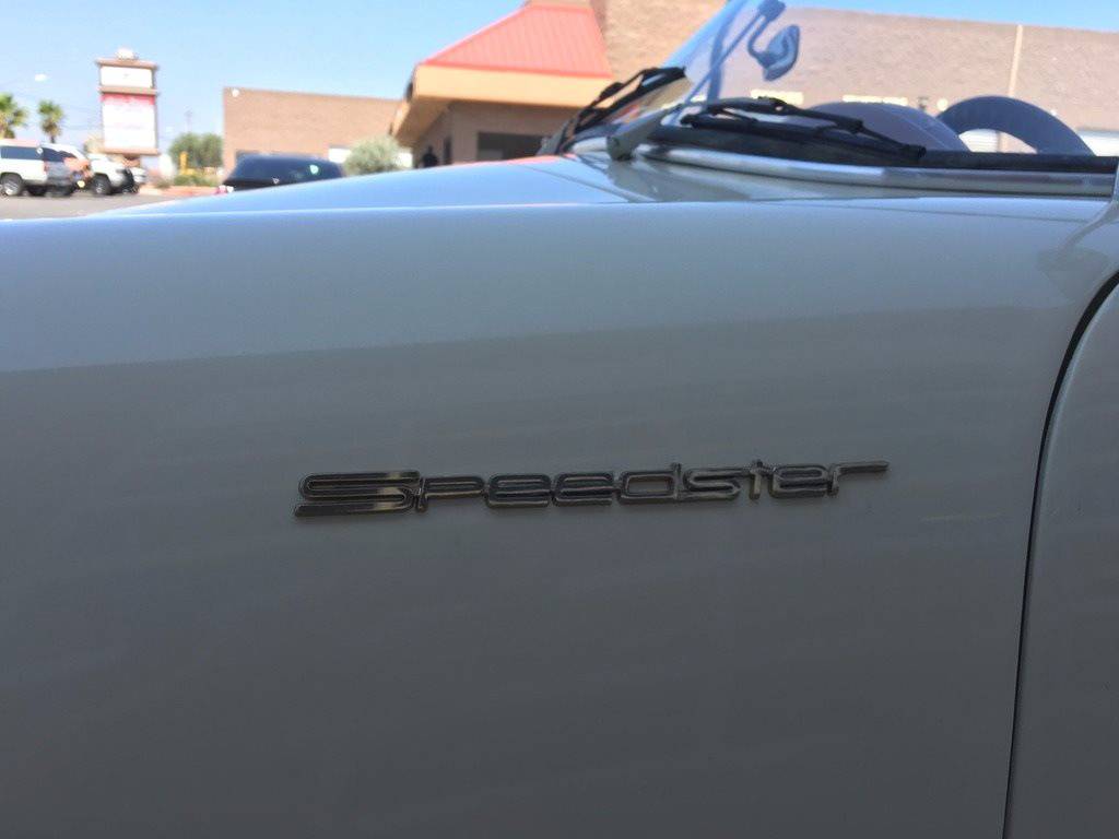 Porsche-356-speedster-replica-1956-yellow-134