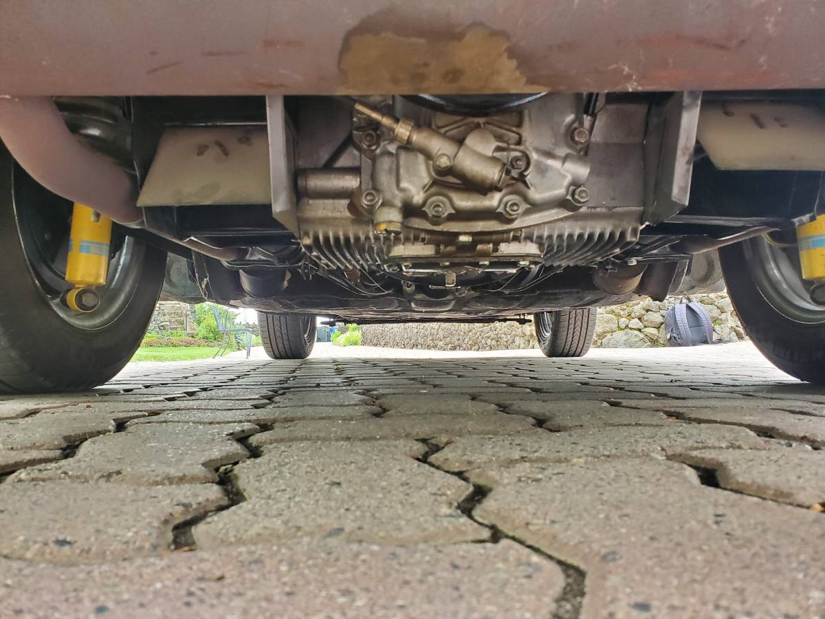 Porsche-356c-1964-yellow-12