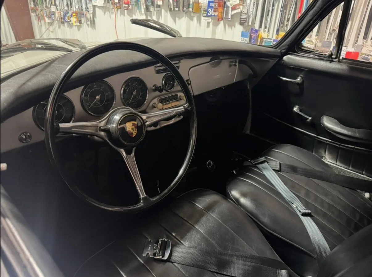 Porsche-356c-1965-6206-Silver-Metallic-Onyx-Black-2