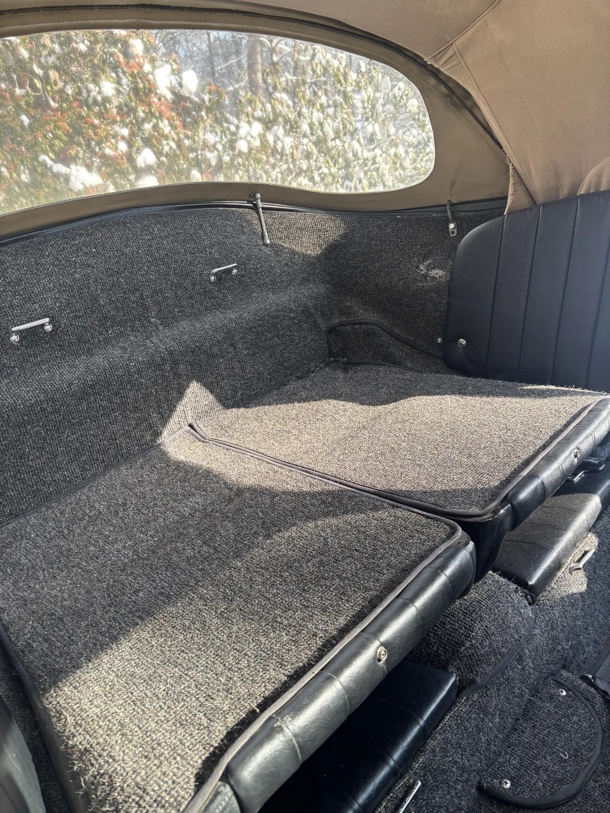 Porsche-356c-1965-Slate-Grey-6401-Black-17