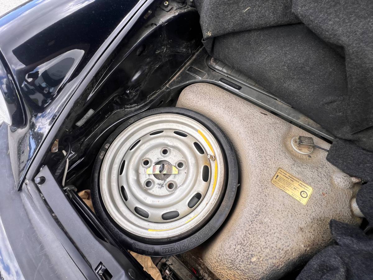 Porsche-911-carrera-1986-46