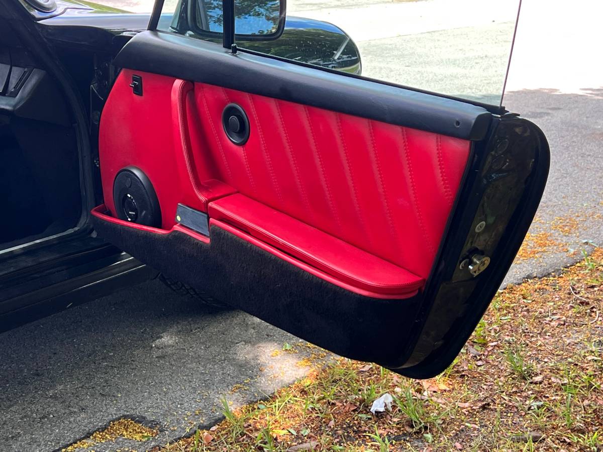 Porsche-911-carrera-1986-84