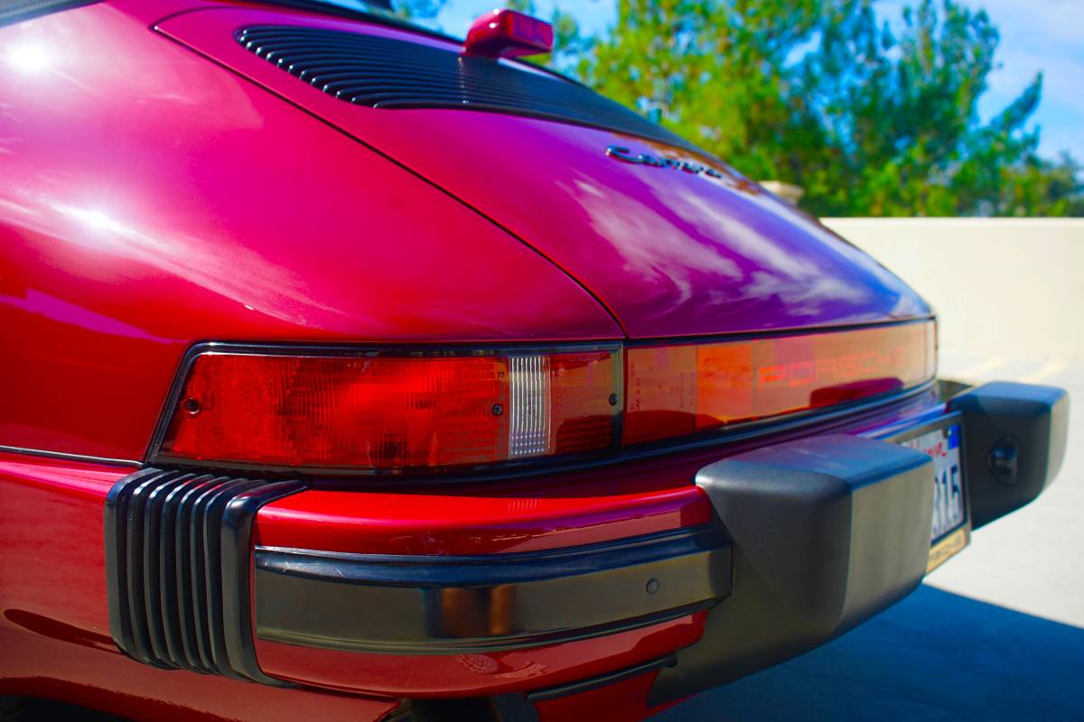 Porsche-911-carrera-1989-red-12
