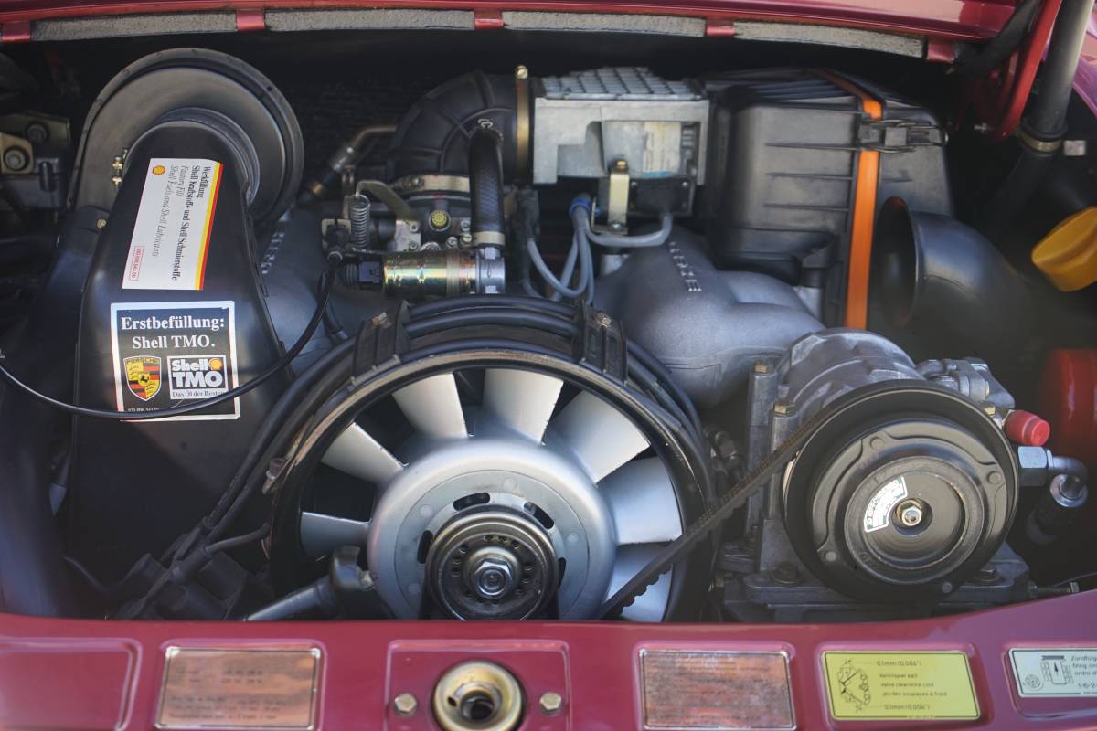 Porsche-911-carrera-1989-red-7