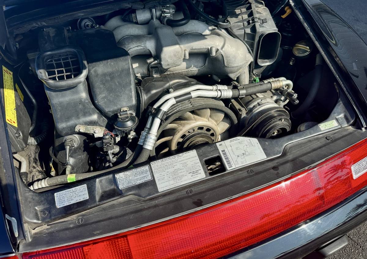 Porsche-911-carrera-1996-black-7