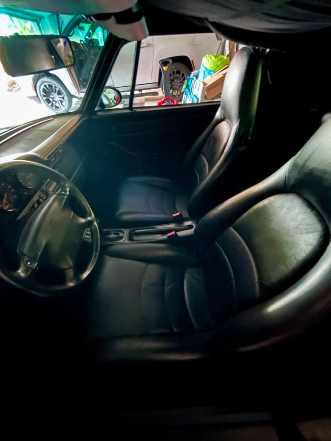 Porsche-911-carrera-1996-black