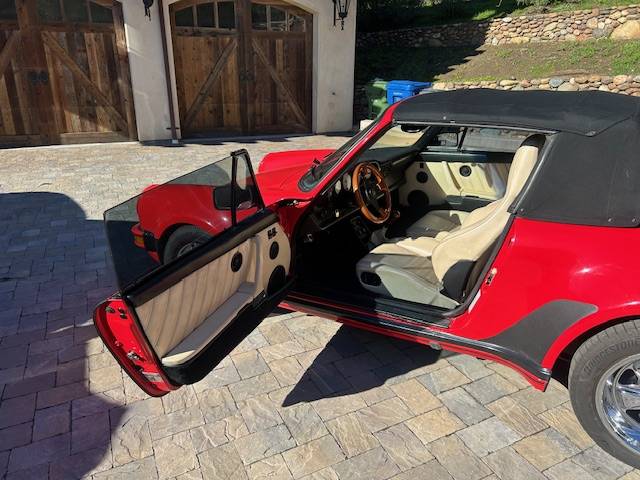 Porsche-911-sc-cabriolet-1983-red-1