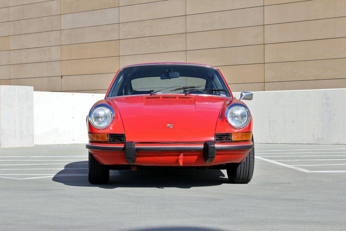 Porsche-911-t-coupe-1973-red-11