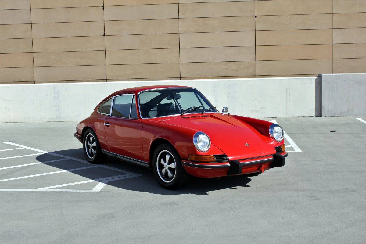 Porsche-911-t-coupe-1973-red-12