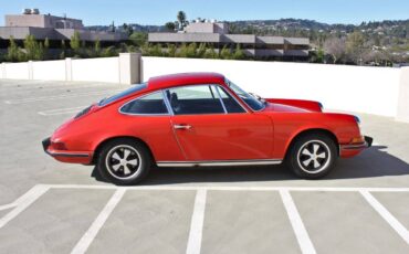 Porsche-911-t-coupe-1973-red-13