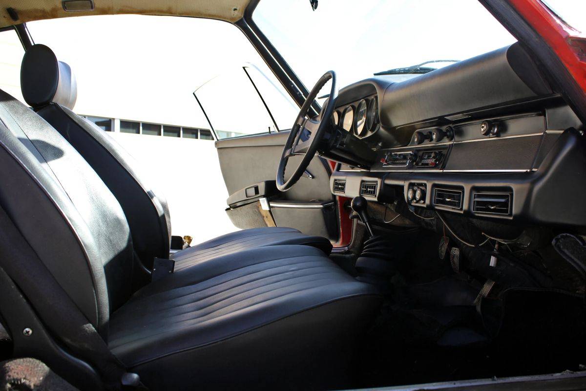 Porsche-911-t-coupe-1973-red-4