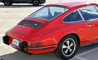 Porsche-911-t-coupe-1973-red-9