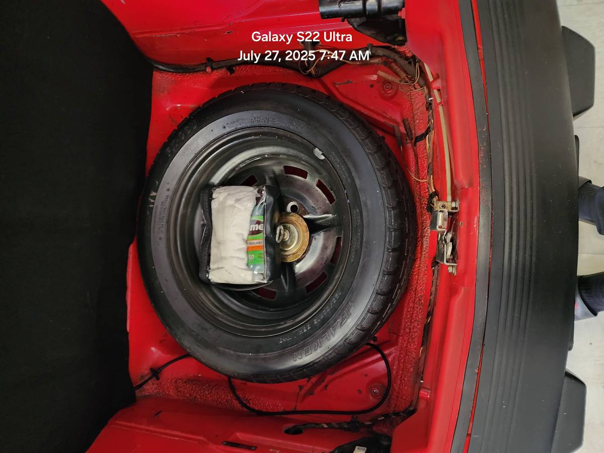 Porsche-914-1976-red-7