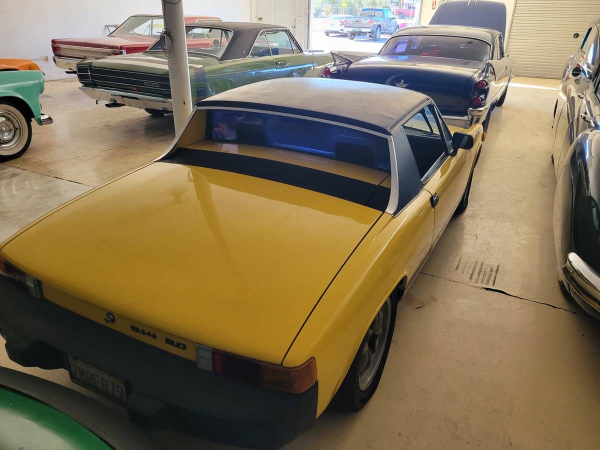 Porsche-914-2.0l-1976-yellow-4