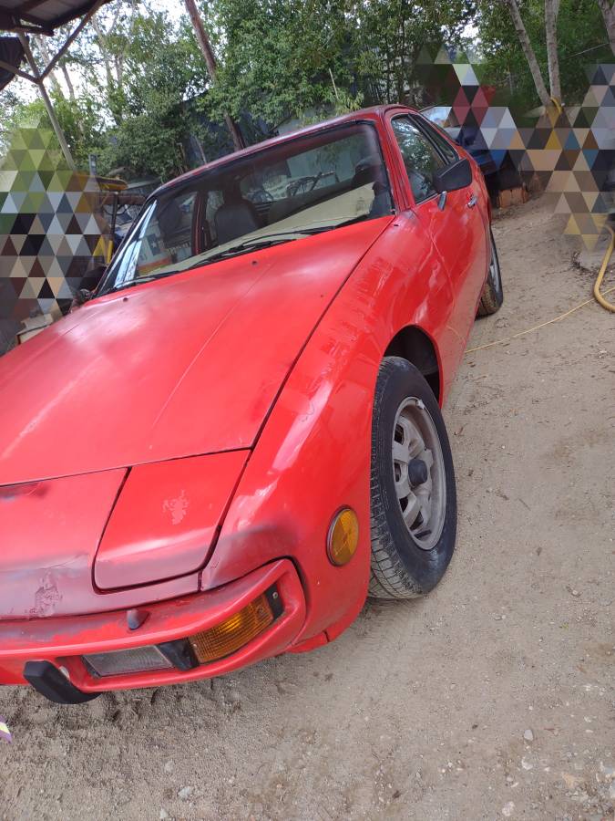 Porsche-924-1977-13