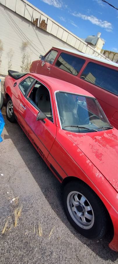 Porsche-924-electric-1977-red-4