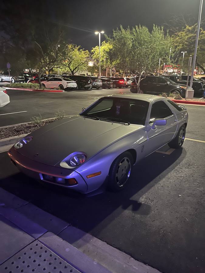 Porsche-928-1984-silver-5