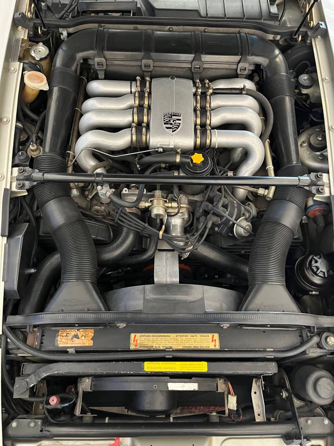 Porsche-928-1984-silver-8
