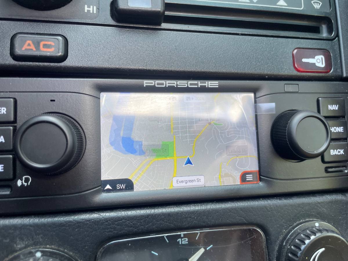 Porsche-928-gts-1994-black-14