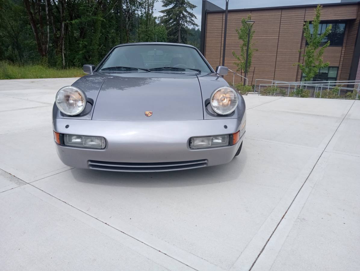 Porsche-928-s4-1989-silver-34