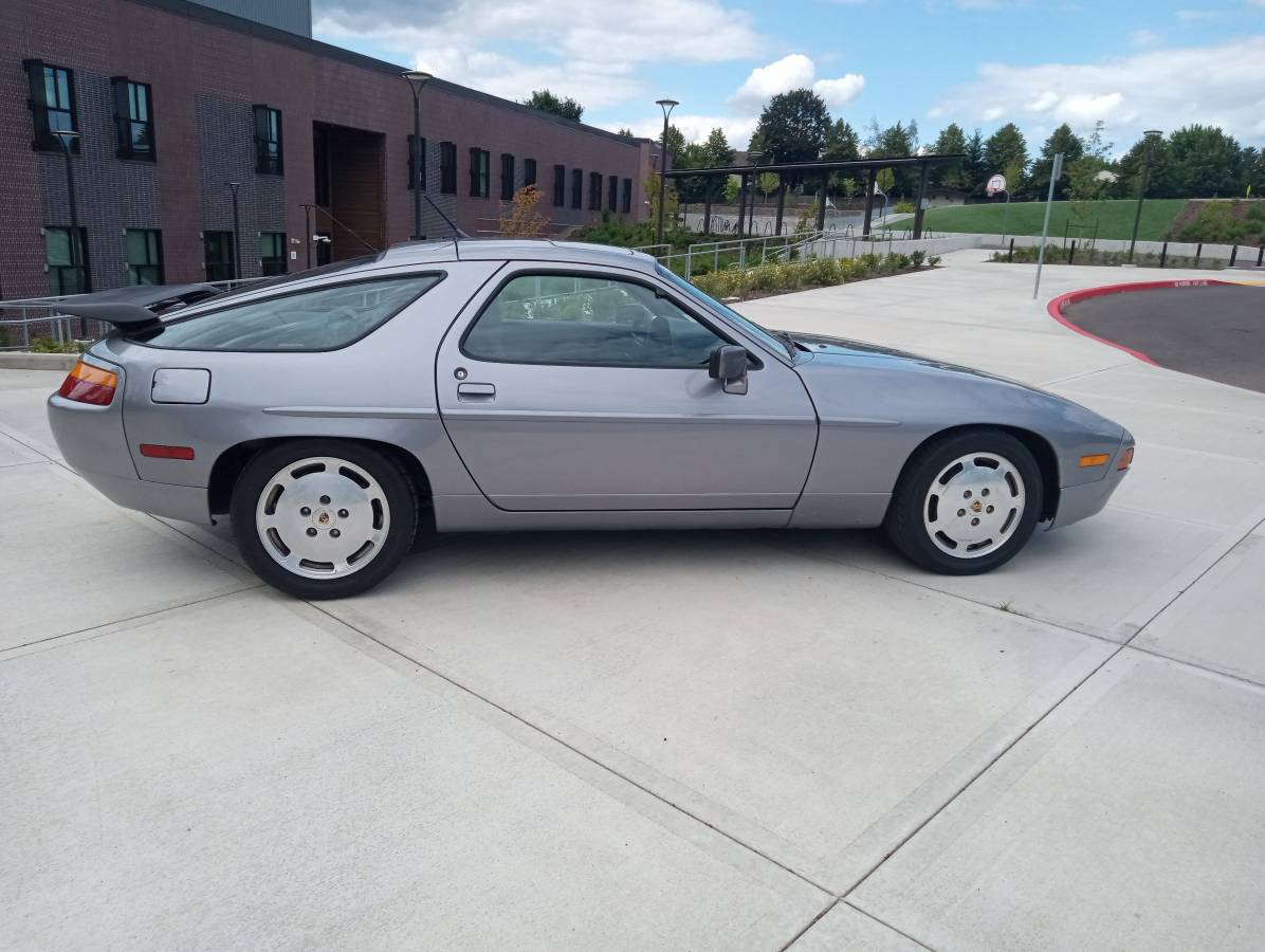 Porsche-928-s4-1989-silver-6
