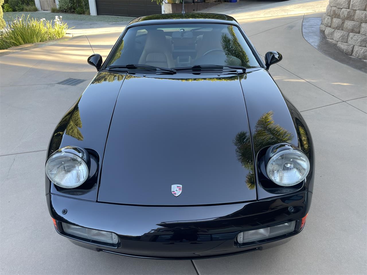 Porsche-928gts-1994-Black-Tan-32