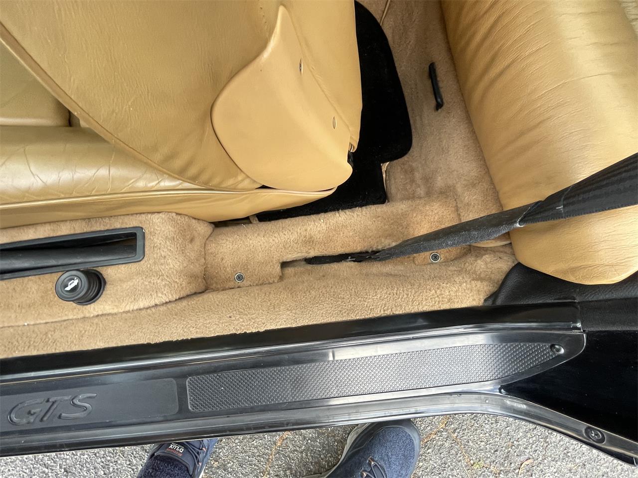 Porsche-928gts-1994-Black-Tan-70