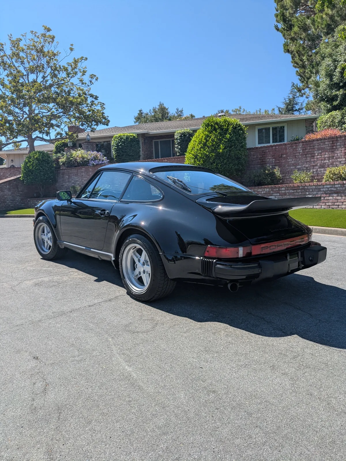 Porsche-930-1976-Black-Black-11