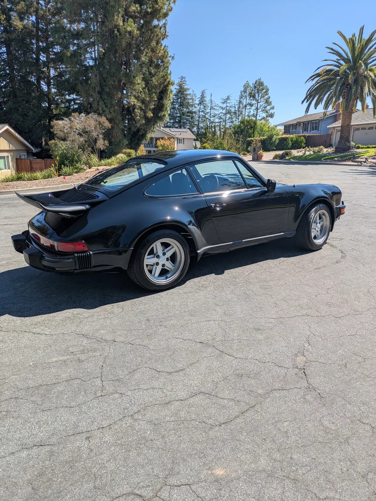 Porsche-930-1976-Black-Black-19