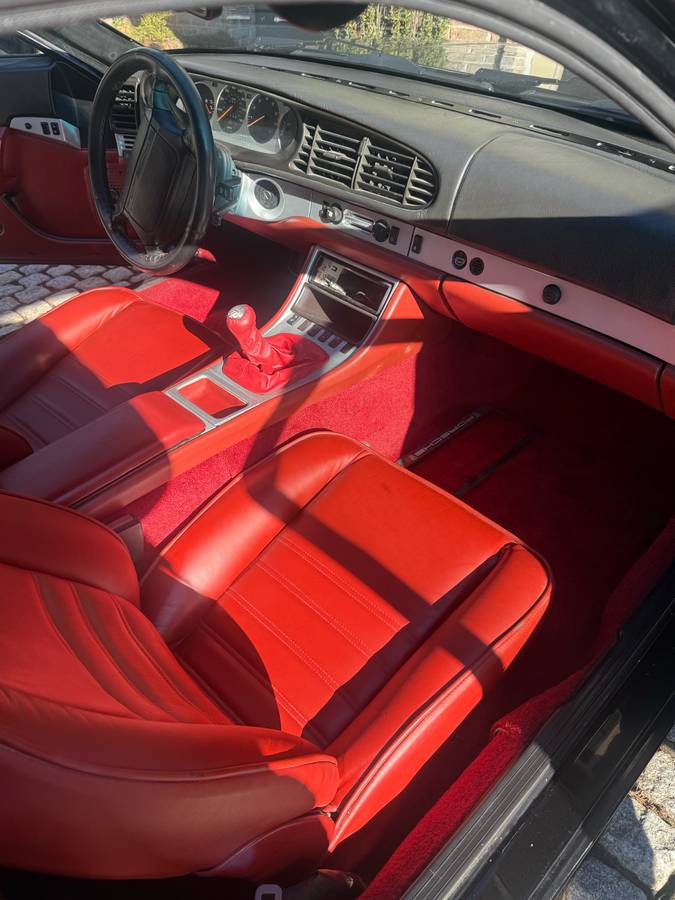 Porsche-944-1989-black-11