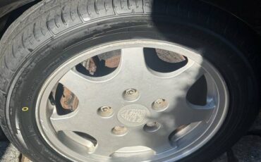 Porsche-944-1989-black-17