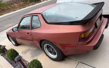Porsche-944-na-1983-custom-1
