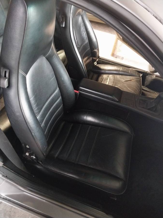 Porsche-944-turbo-1986-1