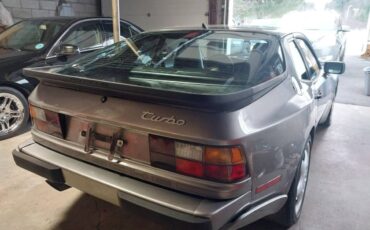 Porsche-944-turbo-1986-4