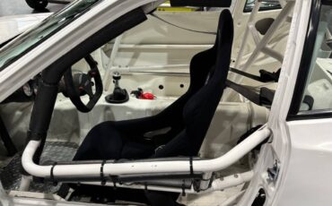 Porsche-944-turbo-1986-white-12