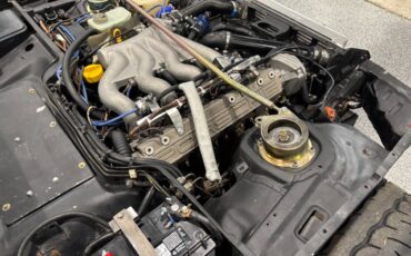 Porsche-944-turbo-1986-white-21