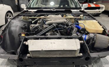 Porsche-944-turbo-1986-white-22