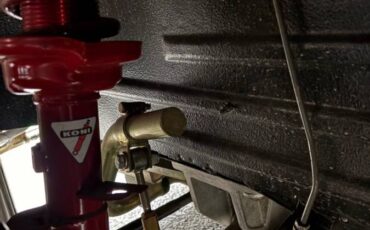 Porsche-944-turbo-1986-white-23