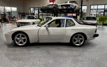 Porsche-944-turbo-1986-white-4