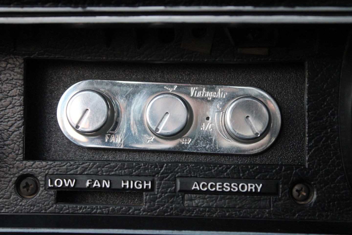 Ranchero-1972-Pickup-Truck-25