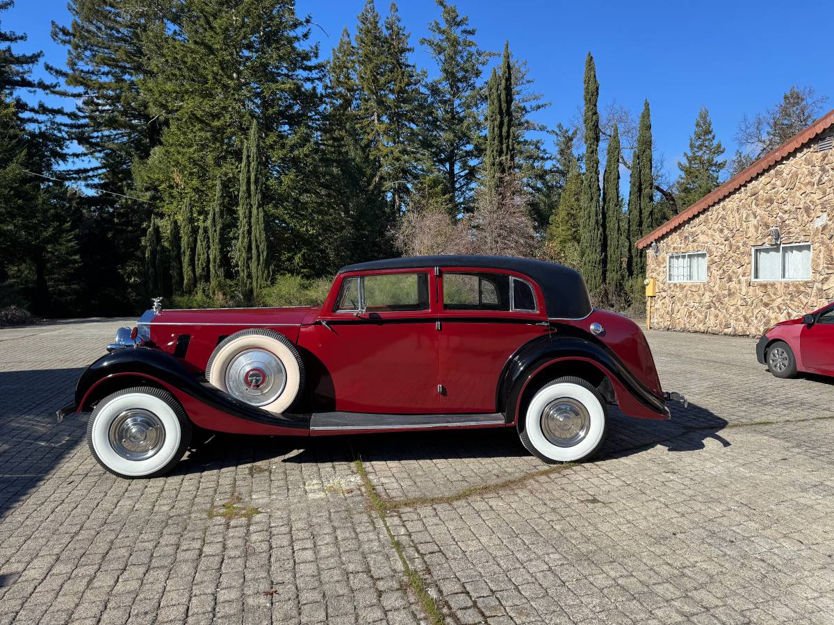 Roll-royce-phantom-iii-1937-custom-1