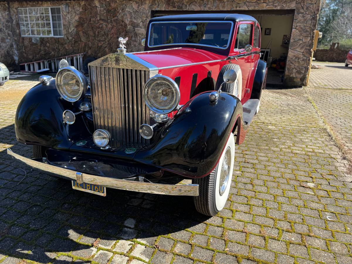 Roll-royce-phantom-iii-1937-custom-3