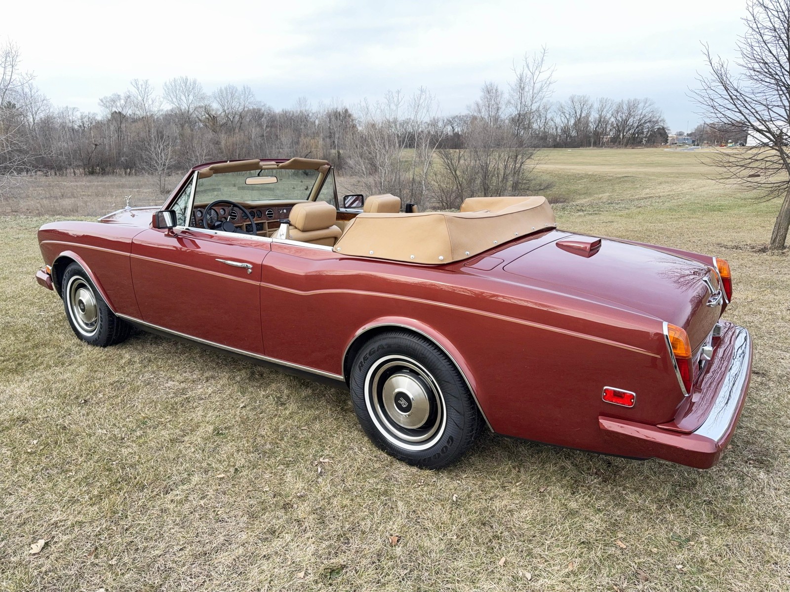 Rolls-Royce-Corniche-1985-16